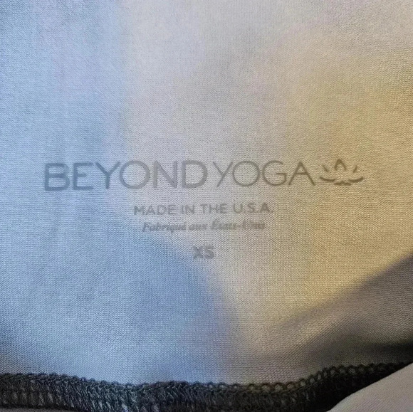 Beyond Yoga Tie Dye High Waisted Shine On Midi Legging Gray Foil XS - Picture 12 of 12